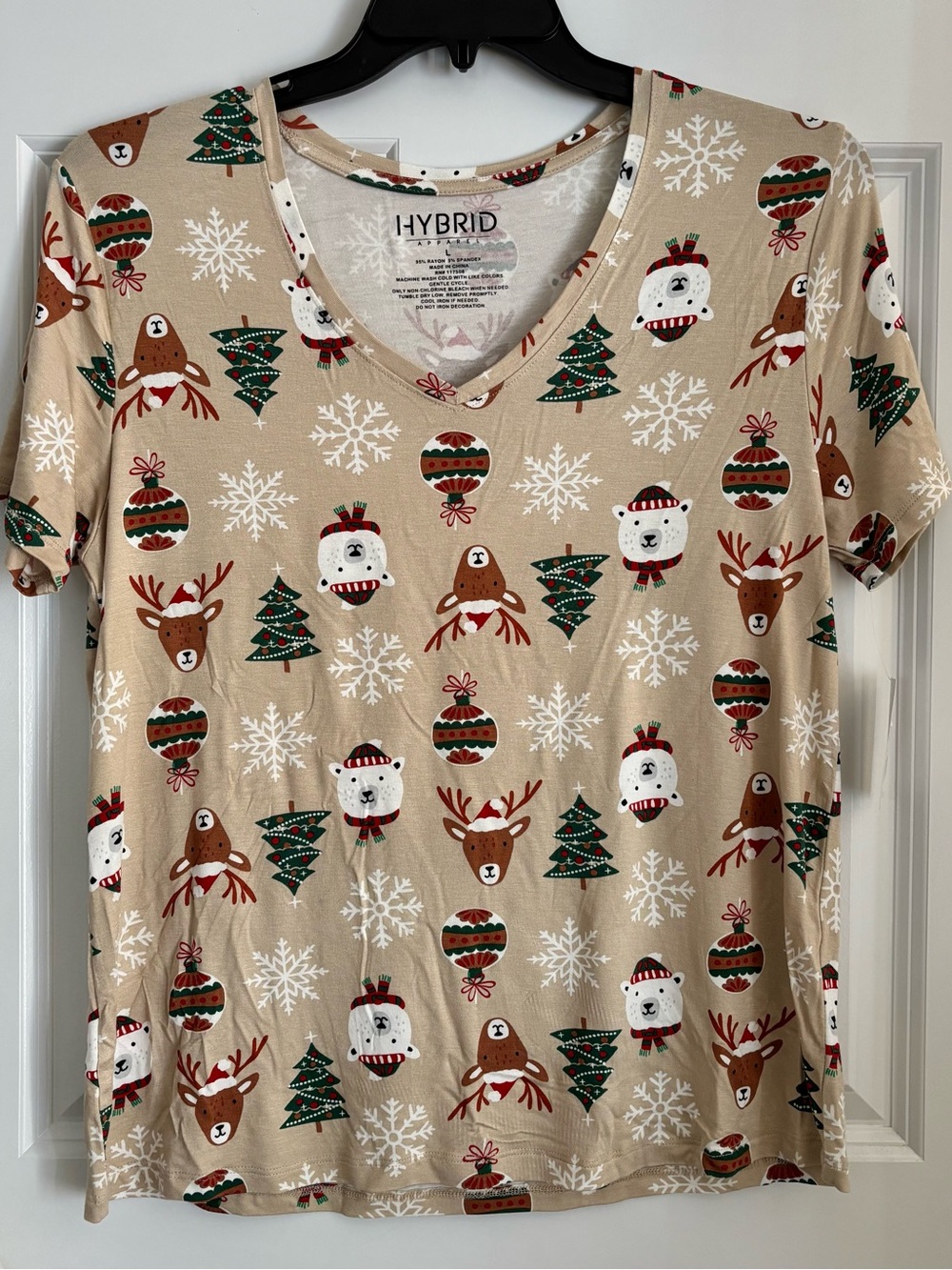 Hybrid Beige Holiday Animal & Ornament V-Neck Tee